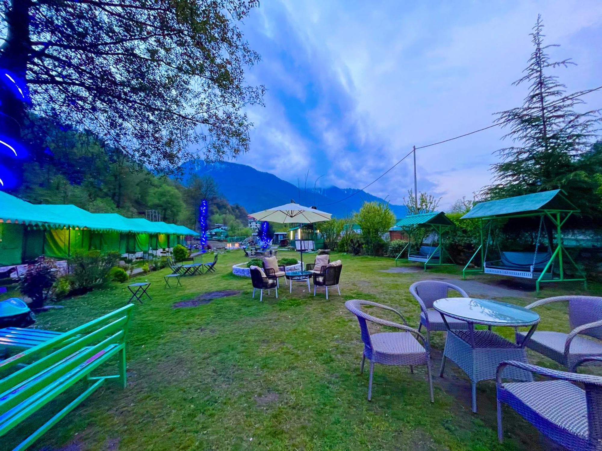 Himalayan Riverside Swiss Cottage Tents, Manali Exteriér fotografie